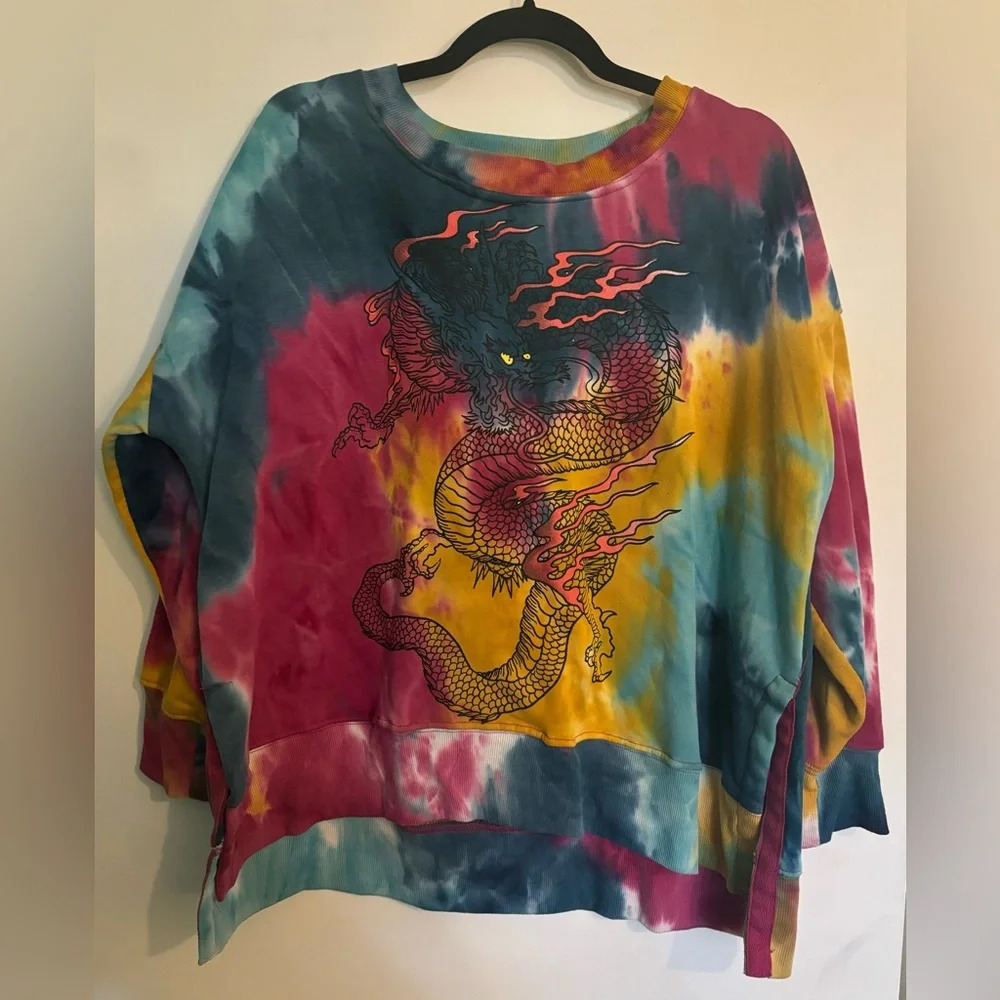 No Comment Womens Sz 1X Tie Dye Cropped Sweatshirt Side Slits Dragon Graphic